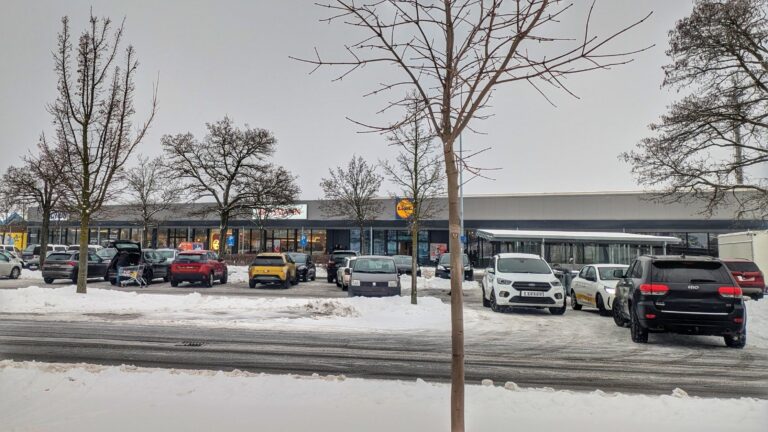 Im Mansfeld Center geht es Schlag auf Schlag: Hettstedts Einkaufsmagnet auf der grünen Wiese blüht wieder auf!