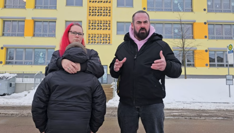 “In 13 Jahren noch nie erlebt“ – Carsten Stahl erhebt schwere Vorwürfe gegen Schule und Landesschulamt