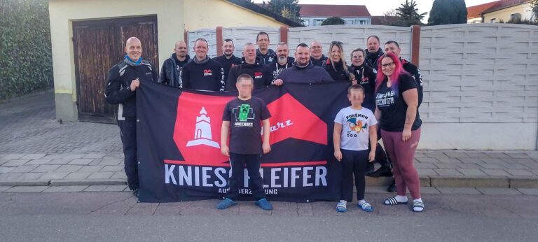 Donnernde Motoren für den kleinen Noah: „Knieschleifer Südharz“ setzen starkes Zeichen gegen Mobbing